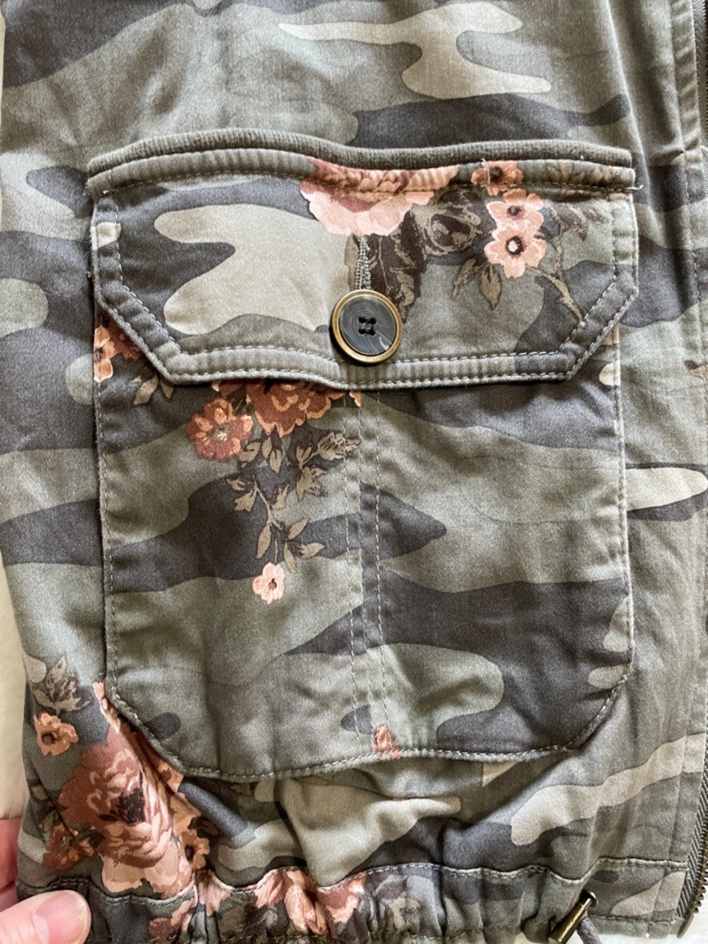 🎉LAST CHANCE 🎉Democracy Floral Camo Utility Jacket - Gray & Dusty Rose - Picture 7 of 15